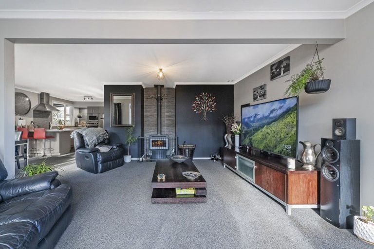 Photo of property in 6 Clayton Road, Amberley, 7410