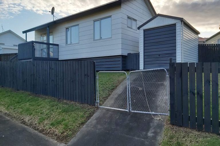 Photo of property in 7 Foxlaw Street, Randwick Park, Auckland, 2105