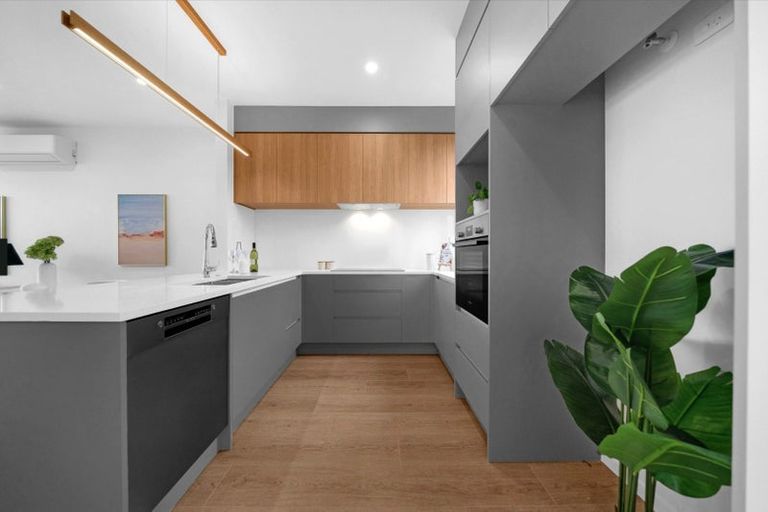 Photo of property in 8/20 Ayr Road, Pakuranga, Auckland, 2010