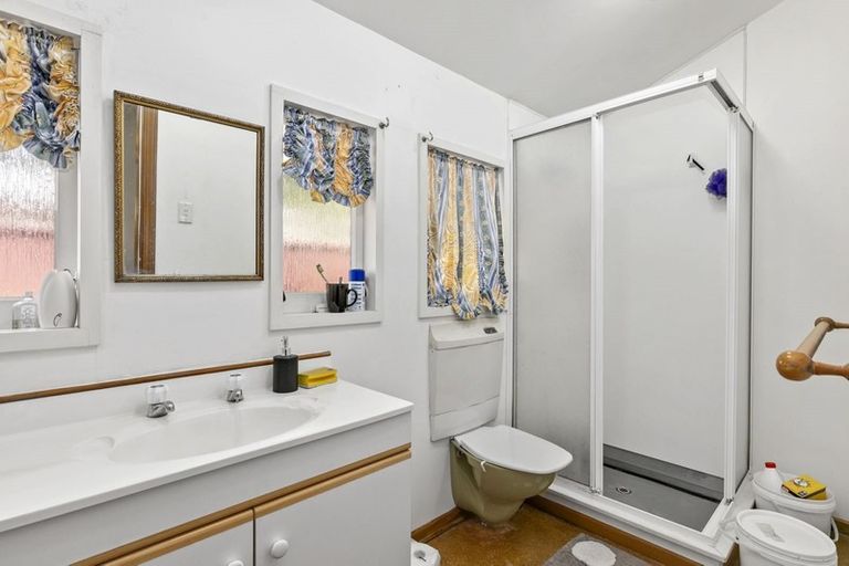 Photo of property in 76 Witako Street, Epuni, Lower Hutt, 5011