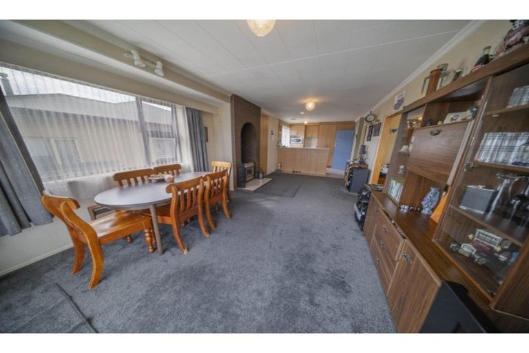 Photo of property in 38 Brydone Street, Edendale, 9825