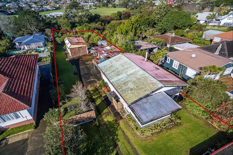 Photo of property in 1608 Great North Road, Waterview, Auckland, 1026