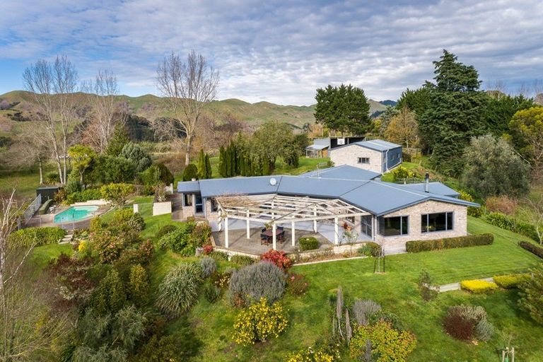 Photo of property in 82 Matangi Road, Tuki Tuki, Havelock North, 4294