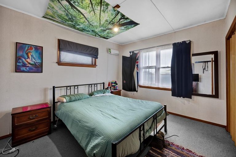 Photo of property in 239 Tawhiti Road, Hawera, 4672