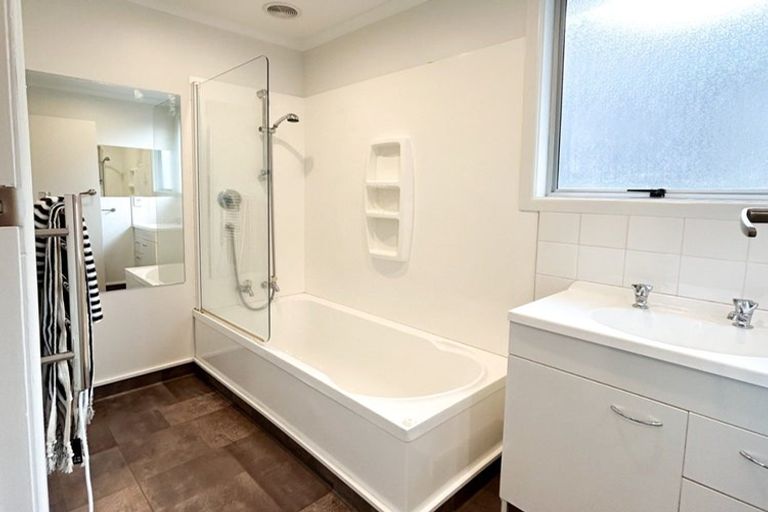 Photo of property in 163b Pembroke Street, Westown, New Plymouth, 4310