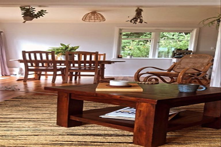 Photo of property in 34 Karewa Street, Castlecliff, Whanganui, 4501