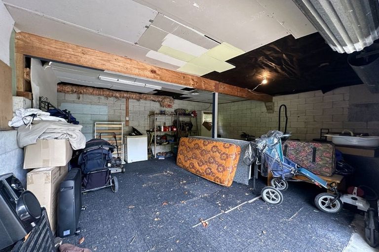 Photo of property in 480 Stokes Valley Road, Stokes Valley, Lower Hutt, 5019