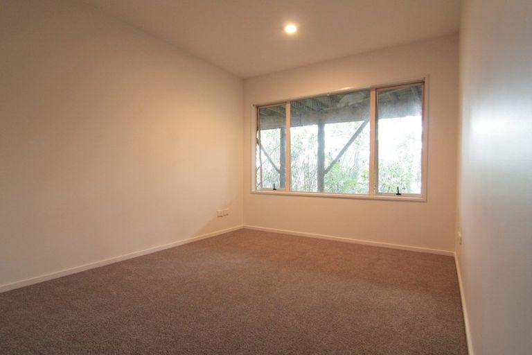 Photo of property in 1/206 Manuka Road, Bayview, Auckland, 0629