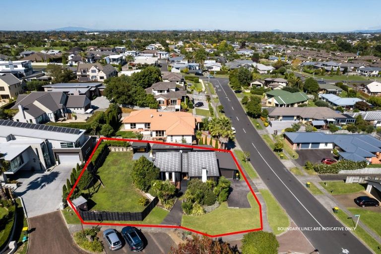 Photo of property in 12 Caversham Drive, Rototuna, Hamilton, 3210