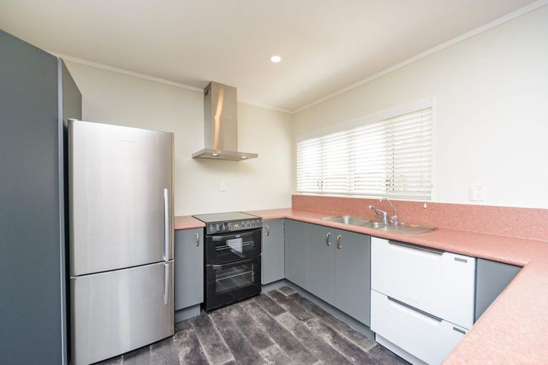 Photo of property in 106 Roberts Line, Kelvin Grove, Palmerston North, 4414