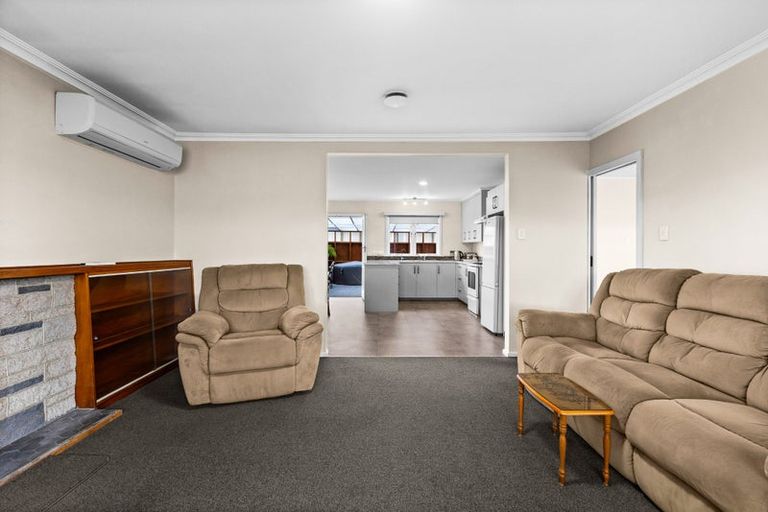 Photo of property in 4 Curling Crescent, Onekawa, Napier, 4110