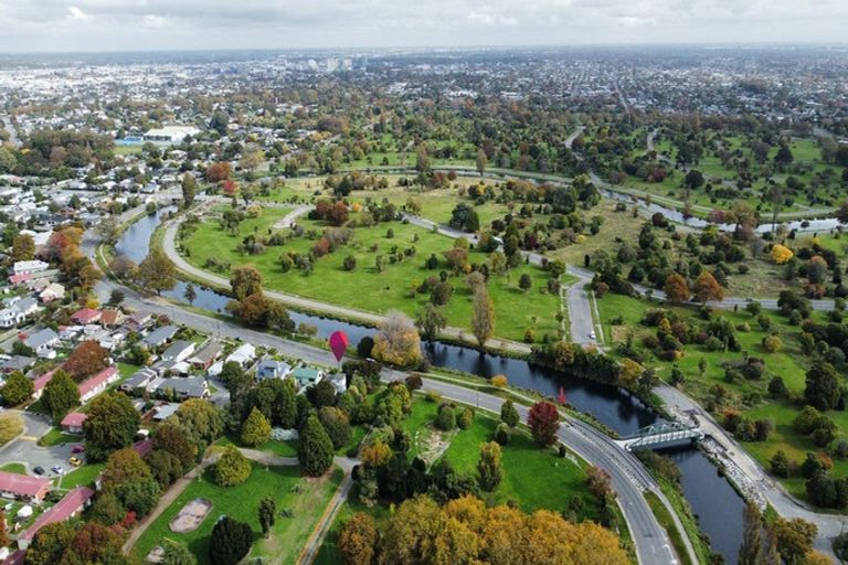 Photo of property in 740 Avonside Drive, Avonside, Christchurch, 8061