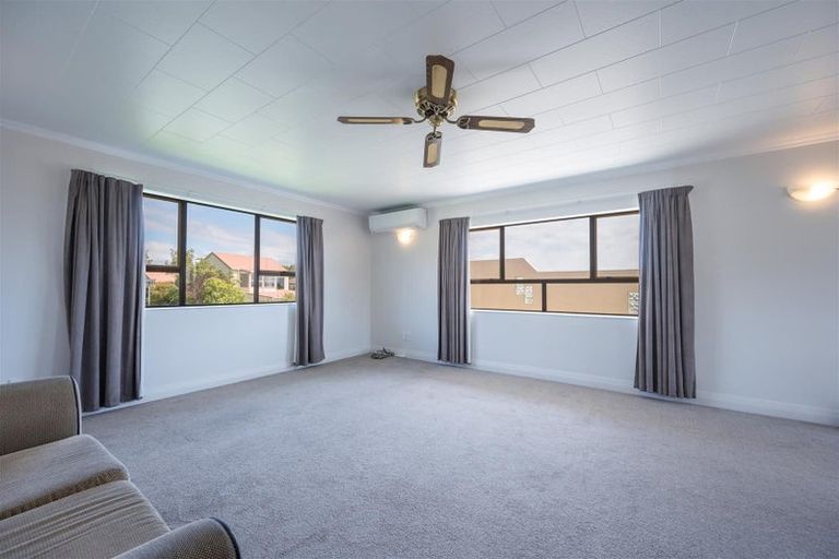 Photo of property in 2 Porritt Place, Stoke, Nelson, 7011