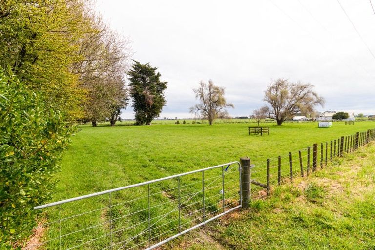 Photo of property in 1308 Rongotea Road, Kairanga, Palmerston North, 4475