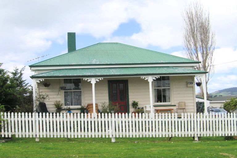 Photo of property in 23 Doctors Hill Road, Maungaturoto, 0520