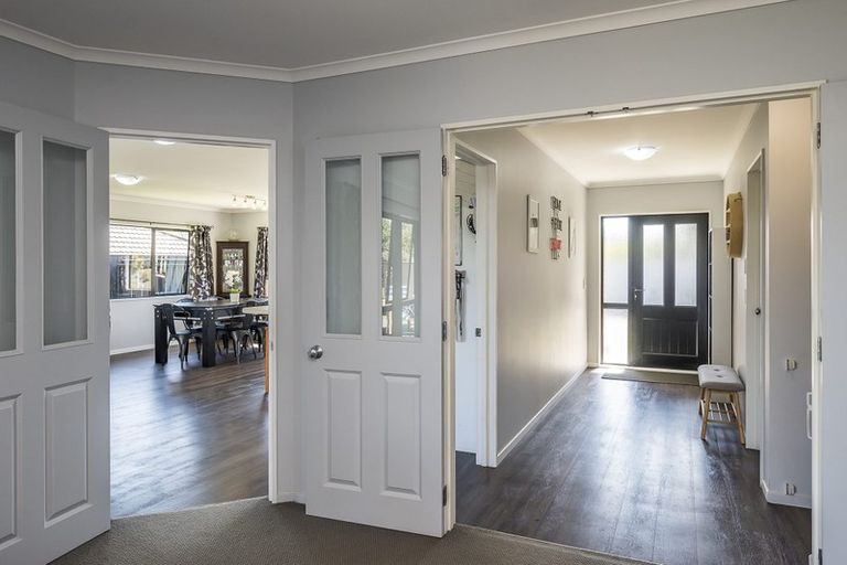 Photo of property in 7 Fytfield Place, Paraparaumu, 5032