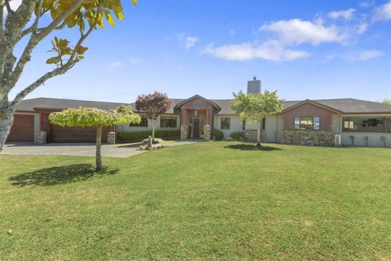 Photo of property in 332a Karaka Road, Karaka, Drury, 2578