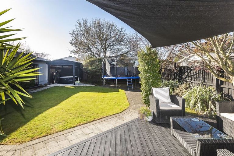 Photo of property in 4 Templetons Road, Hillmorton, Christchurch, 8025