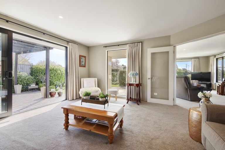 Photo of property in 1 Pimlico Place, Rangiora, 7400