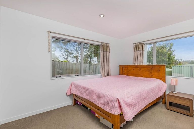Photo of property in 163a Beach Haven Road, Beach Haven, Auckland, 0626