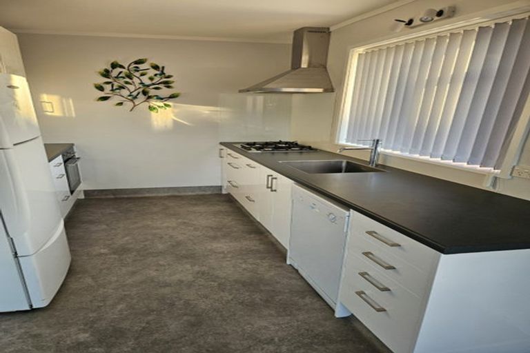 Photo of property in 16 King Street, Petone, Lower Hutt, 5012