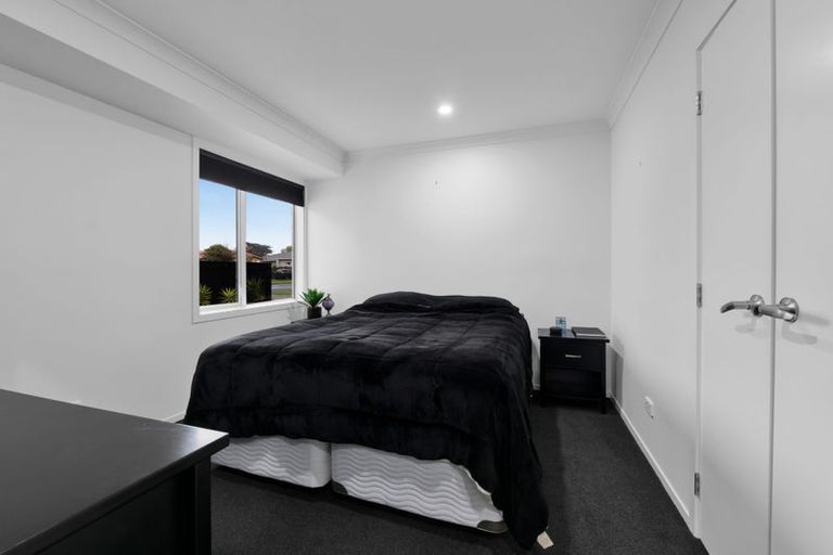 Photo of property in 110 Cracroft Street, Waitara, 4320