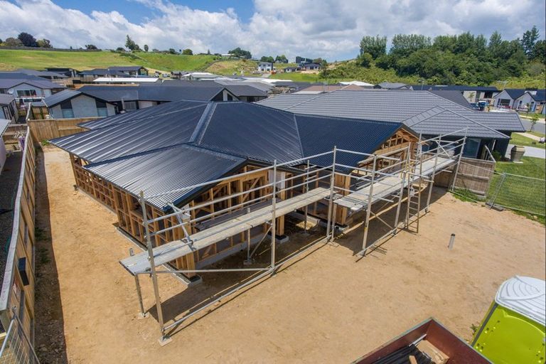 Photo of property in 126 Whakaturou Crescent, Pyes Pa, Tauranga, 3112