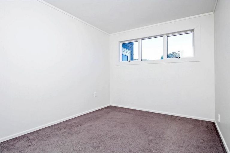 Photo of property in 66 Te Henga Road, Waitakere, Henderson, 0781