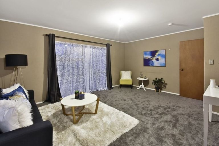 Photo of property in 2/22 Franklin Avenue, Papatoetoe, Auckland, 2024