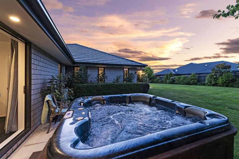 Photo of property in 18f Beaumont Drive, Rolleston, 7614