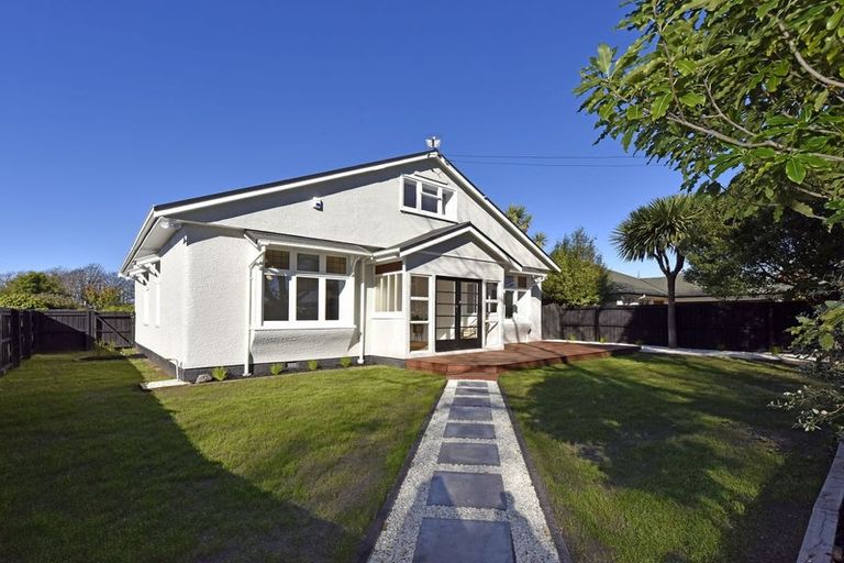 Photo of property in 104 Saint James Avenue, Papanui, Christchurch, 8053