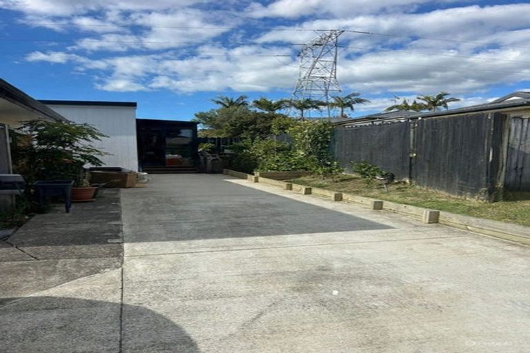 Photo of property in 2 Edingale Court, Flat Bush, Auckland, 2019