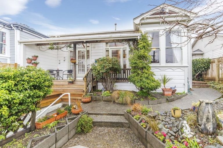 Photo of property in 87 Standen Street, Karori, Wellington, 6012