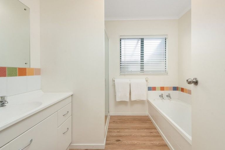 Photo of property in 67 Grantston Drive, Pyes Pa, Tauranga, 3112