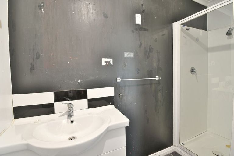 Photo of property in 96 South Road, The Glen, Dunedin, 9011