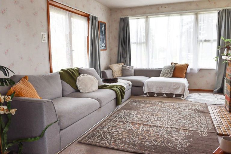 Photo of property in 11 Stanley Street, Dannevirke, 4930