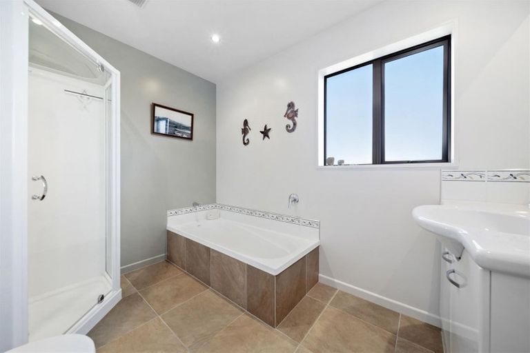 Photo of property in 4 Mary Lane, Lake Hawea, Wanaka, 9382