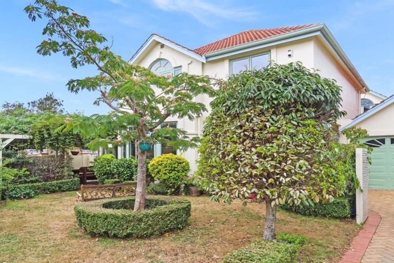 Photo of property in 72 Penrose Street, Woburn, Lower Hutt, 5010