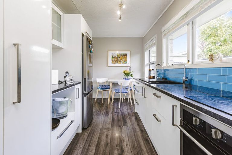 Photo of property in 1/28 Park Estate Road, Rosehill, Papakura, 2113