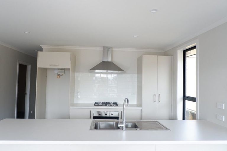 Photo of property in 12 Pragma Rise, Rototuna North, Hamilton, 3210