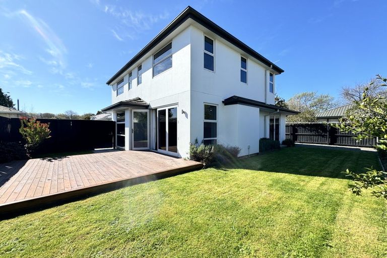 Photo of property in 227a Cranford Street, St Albans, Christchurch, 8014
