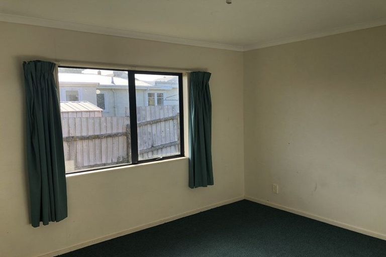 Photo of property in 24 Matai Street, Castlecliff, Whanganui, 4501