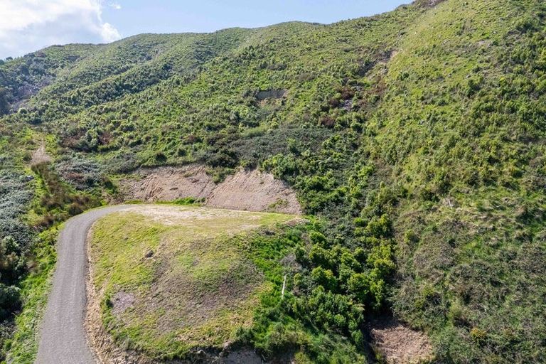 Photo of property in 213 Reikorangi Road, Waikanae, 5391