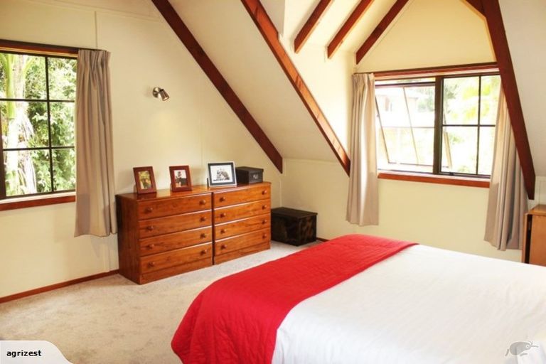 Photo of property in 15 The Glade South, Pukekohe, 2120