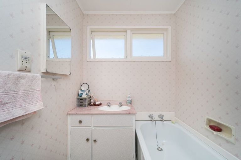 Photo of property in 145 Tremaine Avenue, Westbrook, Palmerston North, 4412