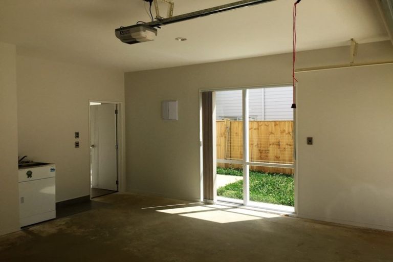 Photo of property in 14 Calcite Avenue, Flat Bush, Auckland, 2019