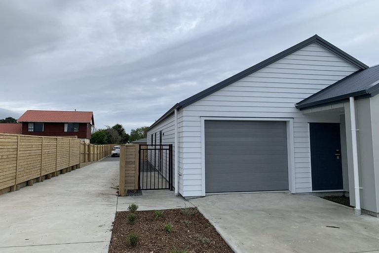 Photo of property in 7 Rotoiti Place, Paraparaumu, 5032