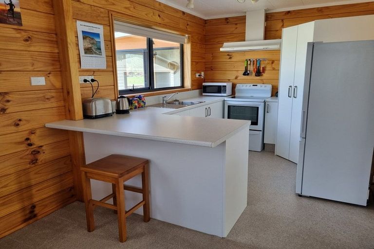 Photo of property in 104 Waller Street, Murchison, 7007