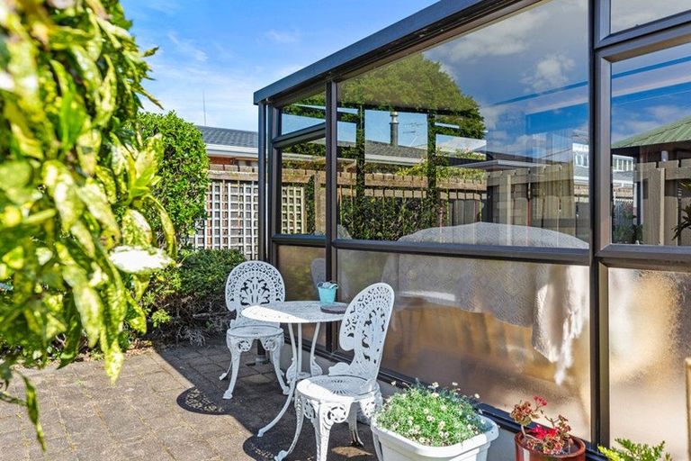 Photo of property in 2/14 Twelfth Avenue, Tauranga South, Tauranga, 3112