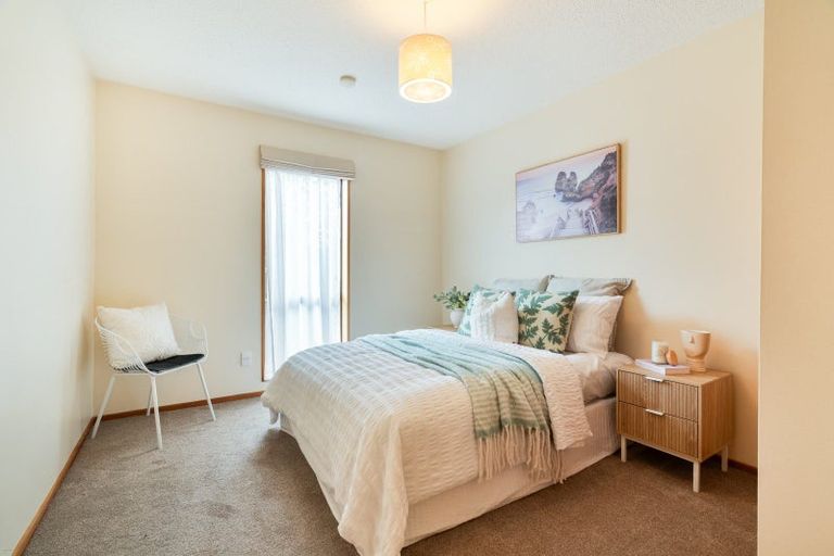 Photo of property in 14a Cricklewood Place, Avonhead, Christchurch, 8042